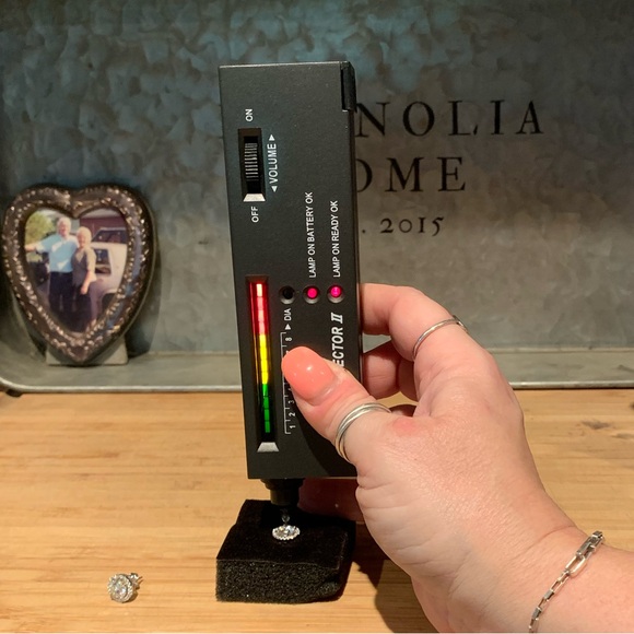 Over 2 cttw Moissanite halo earrings - Picture 4 of 5